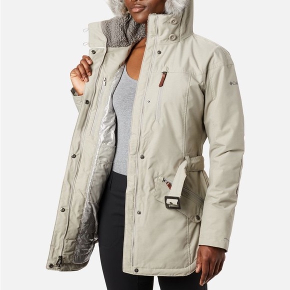 Women’s Carson Pass Jacket (Flint Grey) - Picture 2 of 5